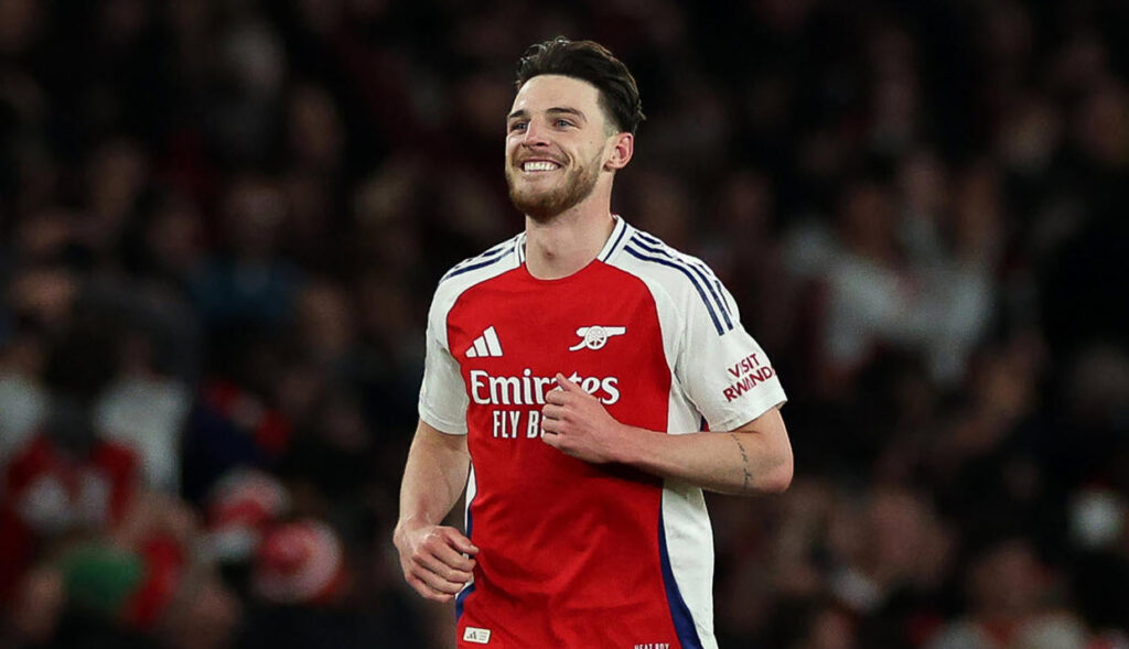 Declan Rice đang là tiền vệ trung tâm sở hữu nguồn thể lực dồi dào số 1 Ngoại hạng Anh